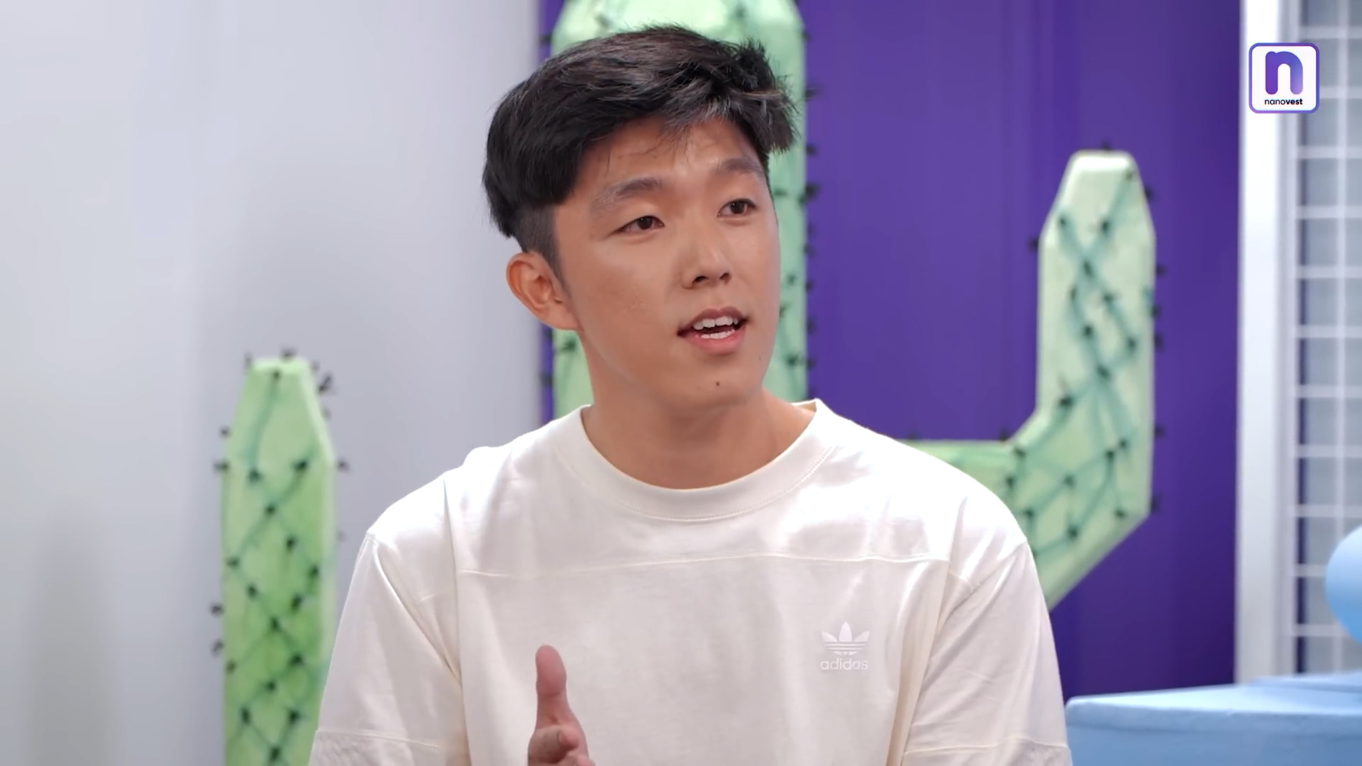 2. Nanovest 2.00_14_10_06.Still009