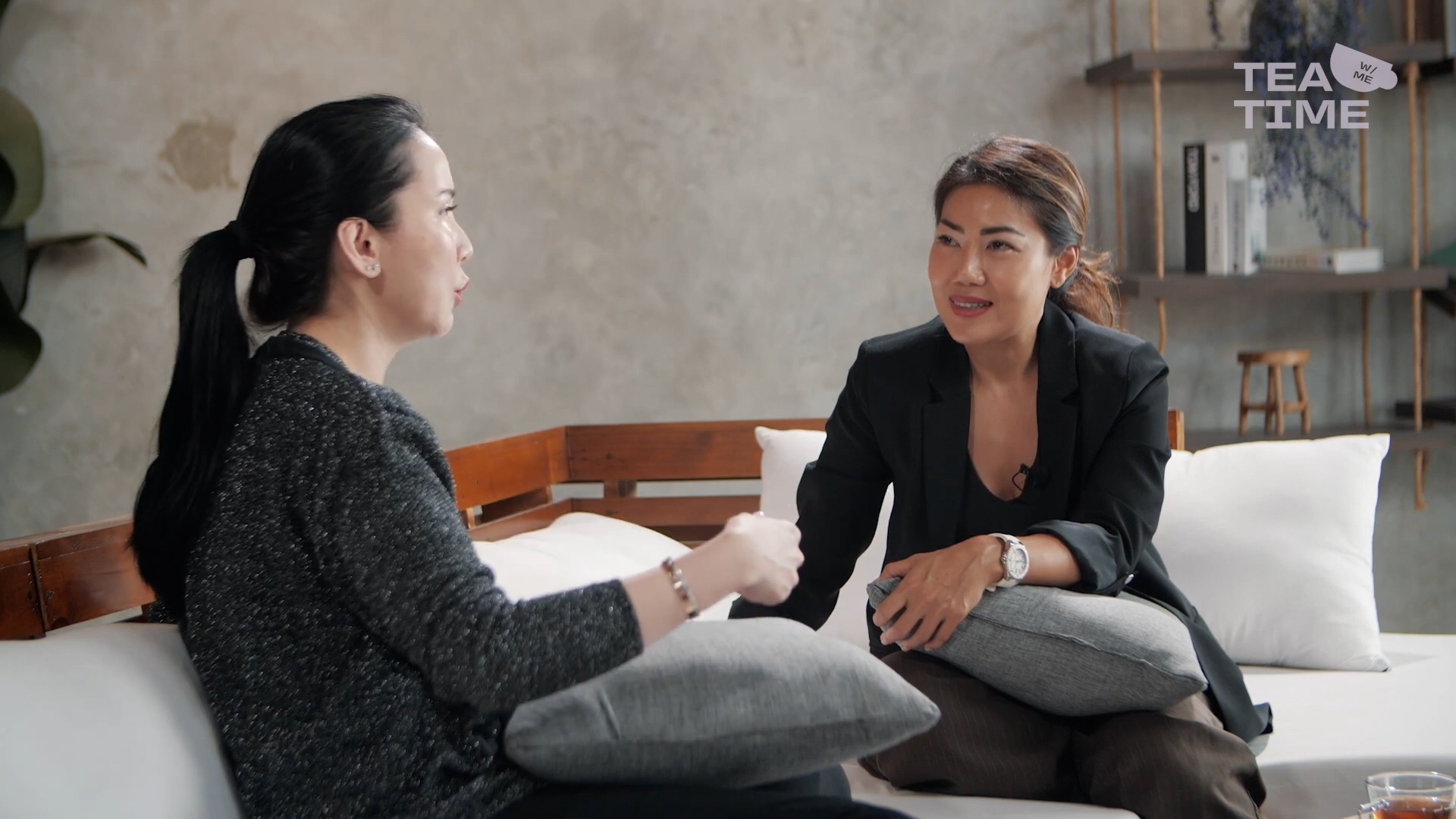 6. Tea Time 1.00_15_33_01.Still005