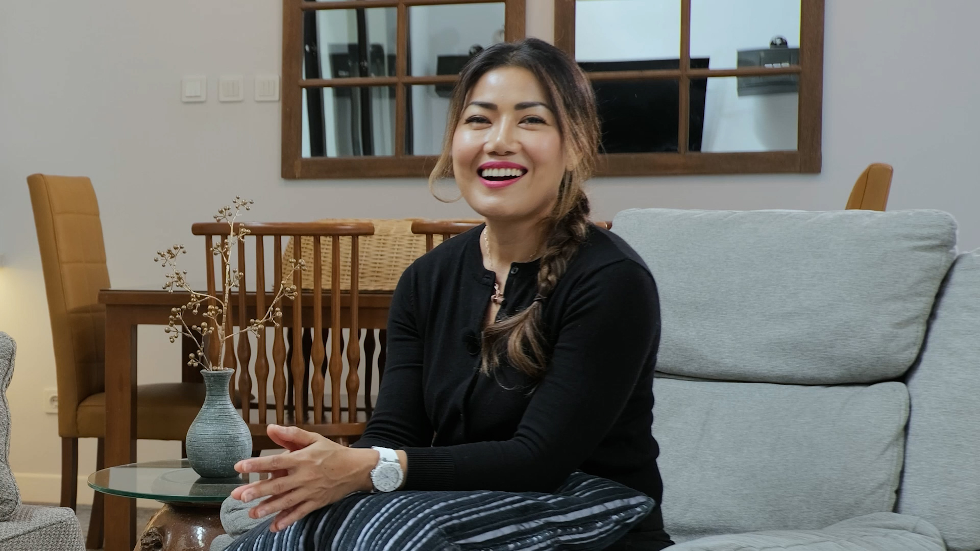 7. Tea Time 2.00_00_00_00.Still001