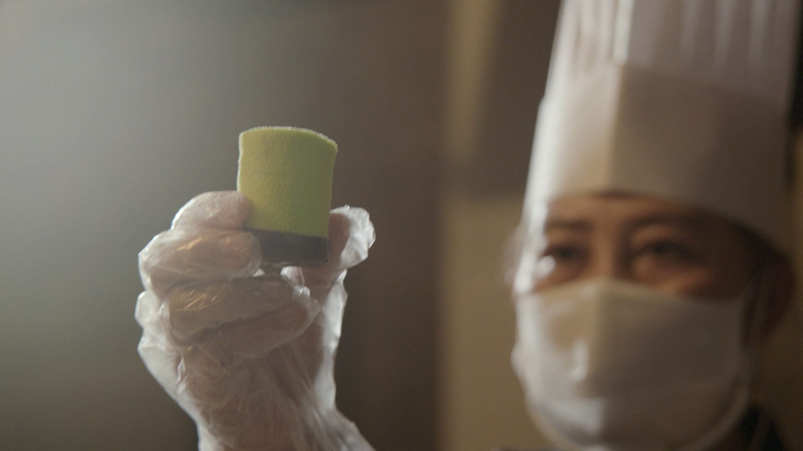 Banana Roll 4K FIN.mp4_snapshot_00.31.148