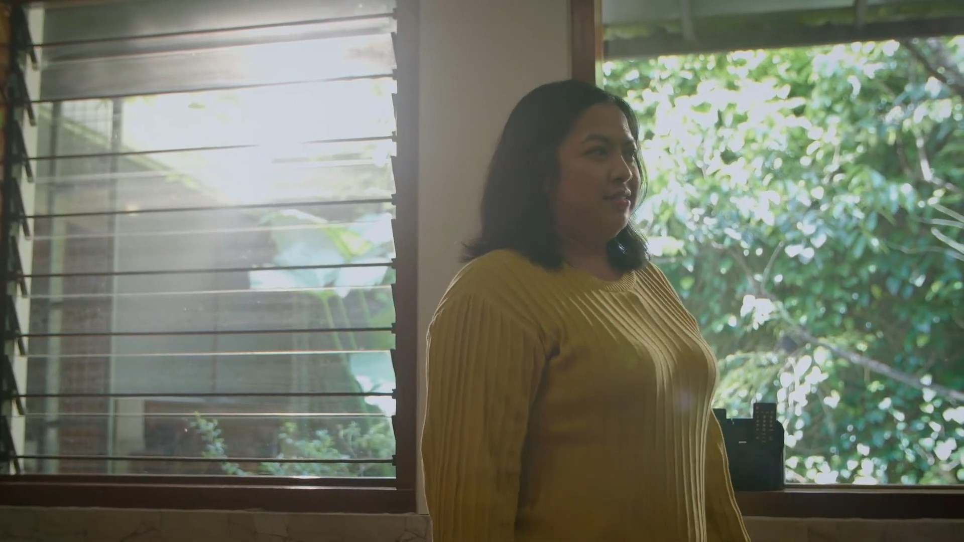 Bervin BSTB-2201 _ Set Top Box TV Digital.mp4_snapshot_00.40.794