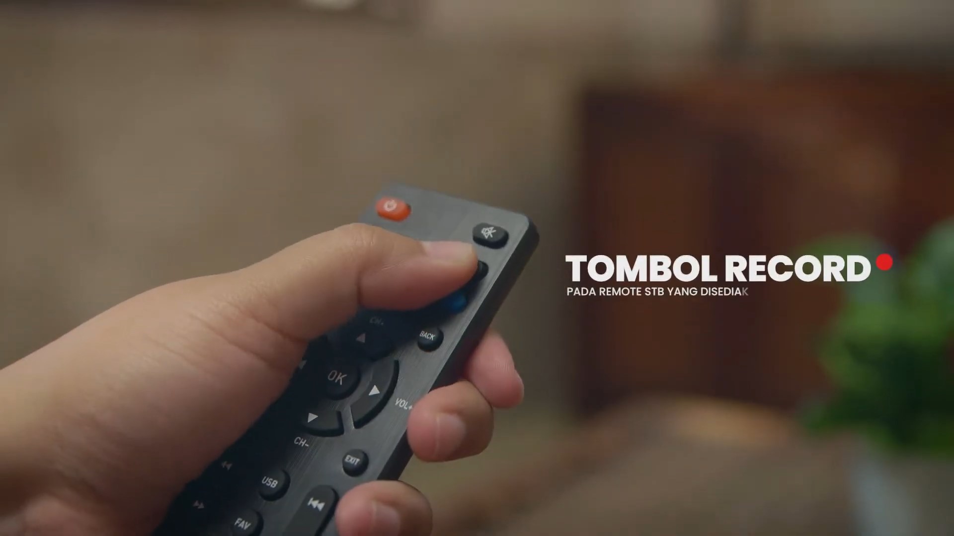 Bervin BSTB-2201 _ Set Top Box TV Digital.mp4_snapshot_01.19.411