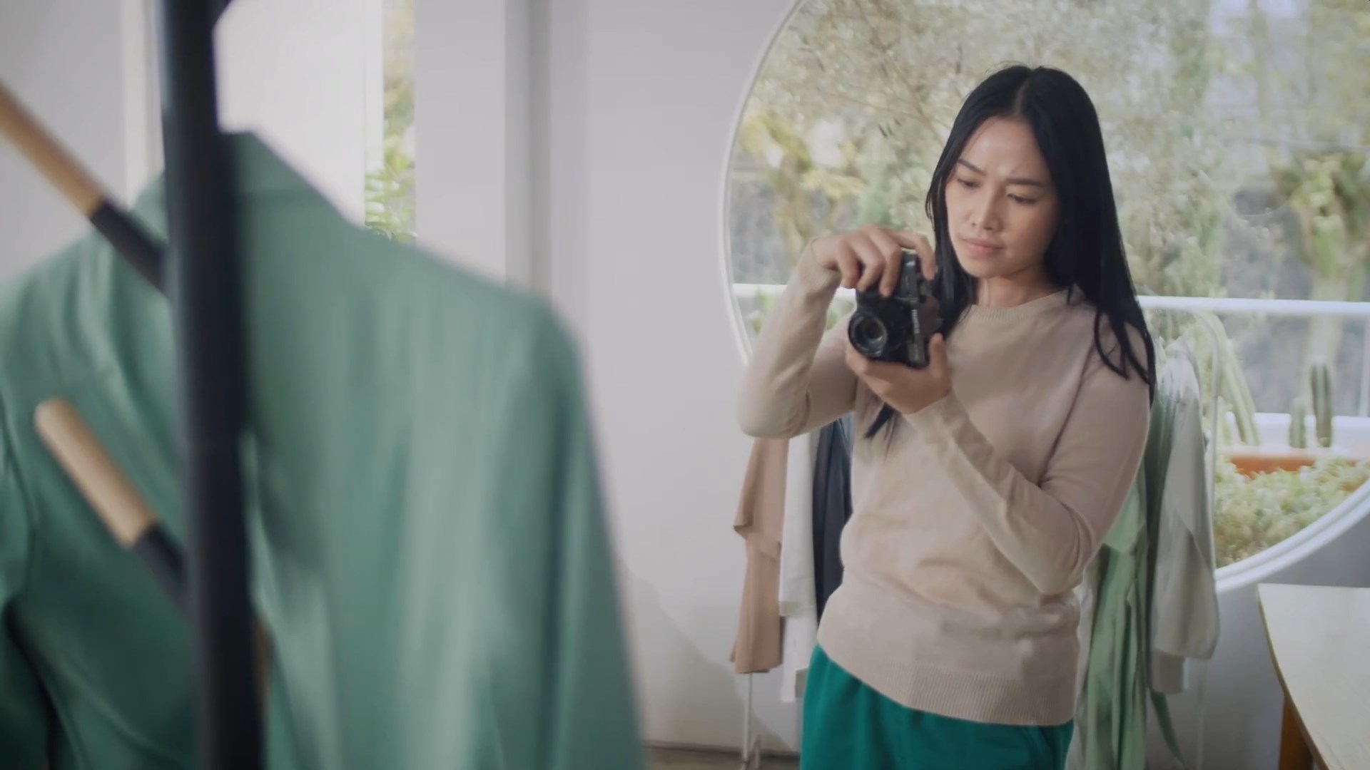 Introducing Aloshop - Ecommerce Made Easy.mp4_snapshot_00.16.577