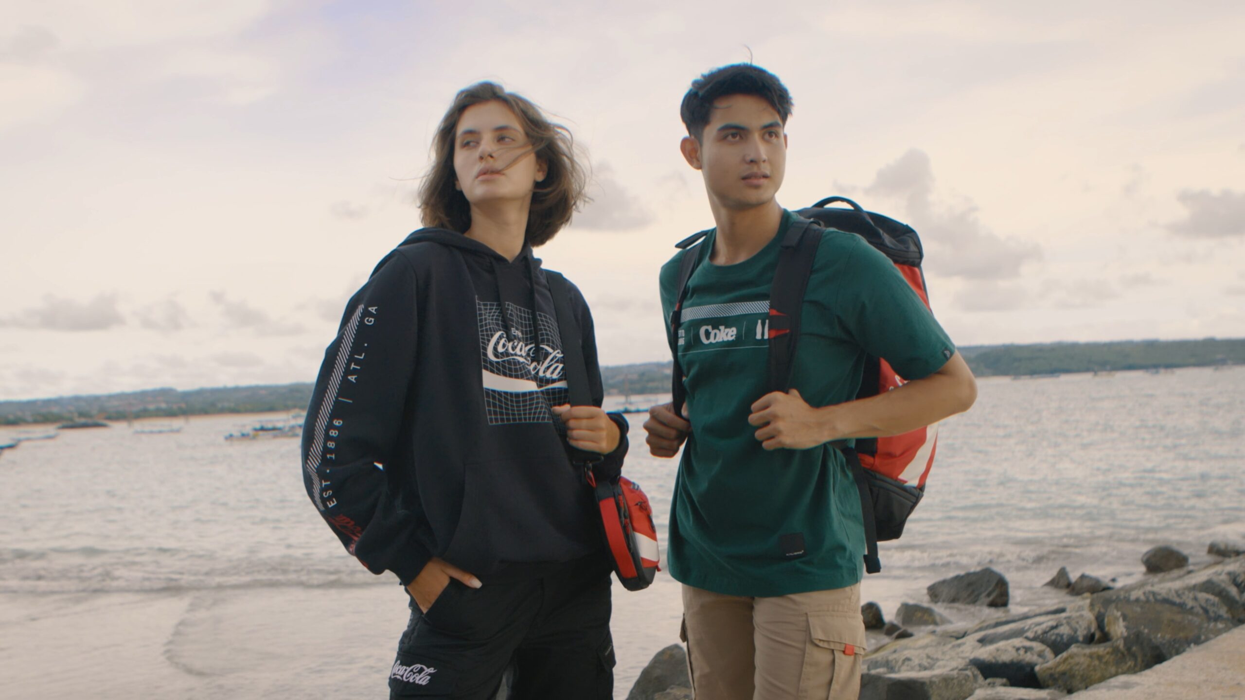 Seru Bareng Kalibre - Lookbook Kelan 4K.mp4_snapshot_00.07.033