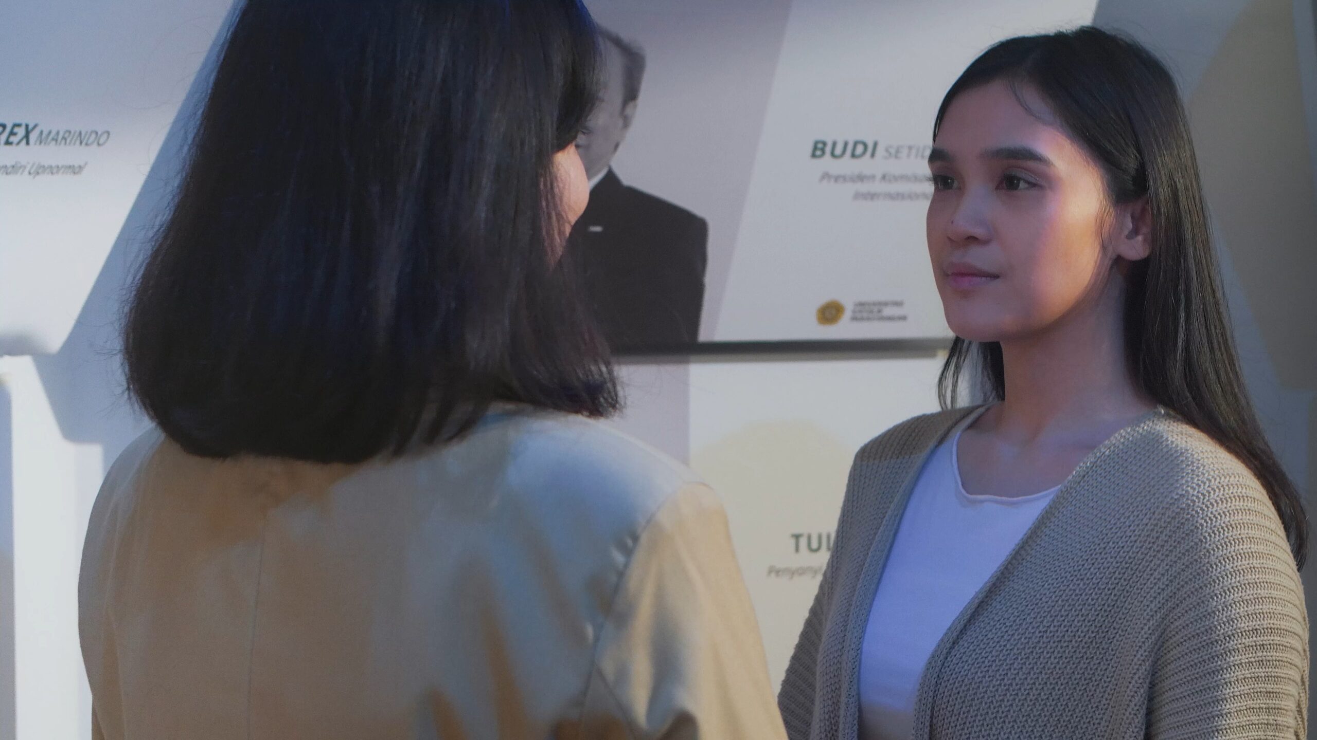 UNPAR - Ads 60s Fin 4K.mp4_snapshot_00.40.751