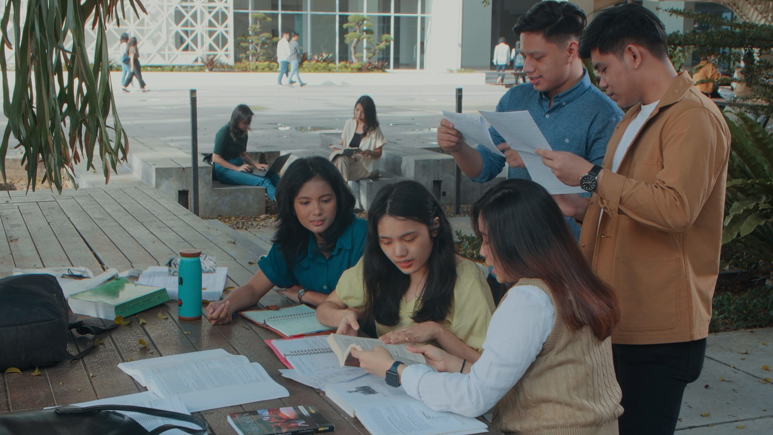 UNPAR Profile 2025 FIN 4K (Without Web & Subs).mp4_snapshot_01.34.251