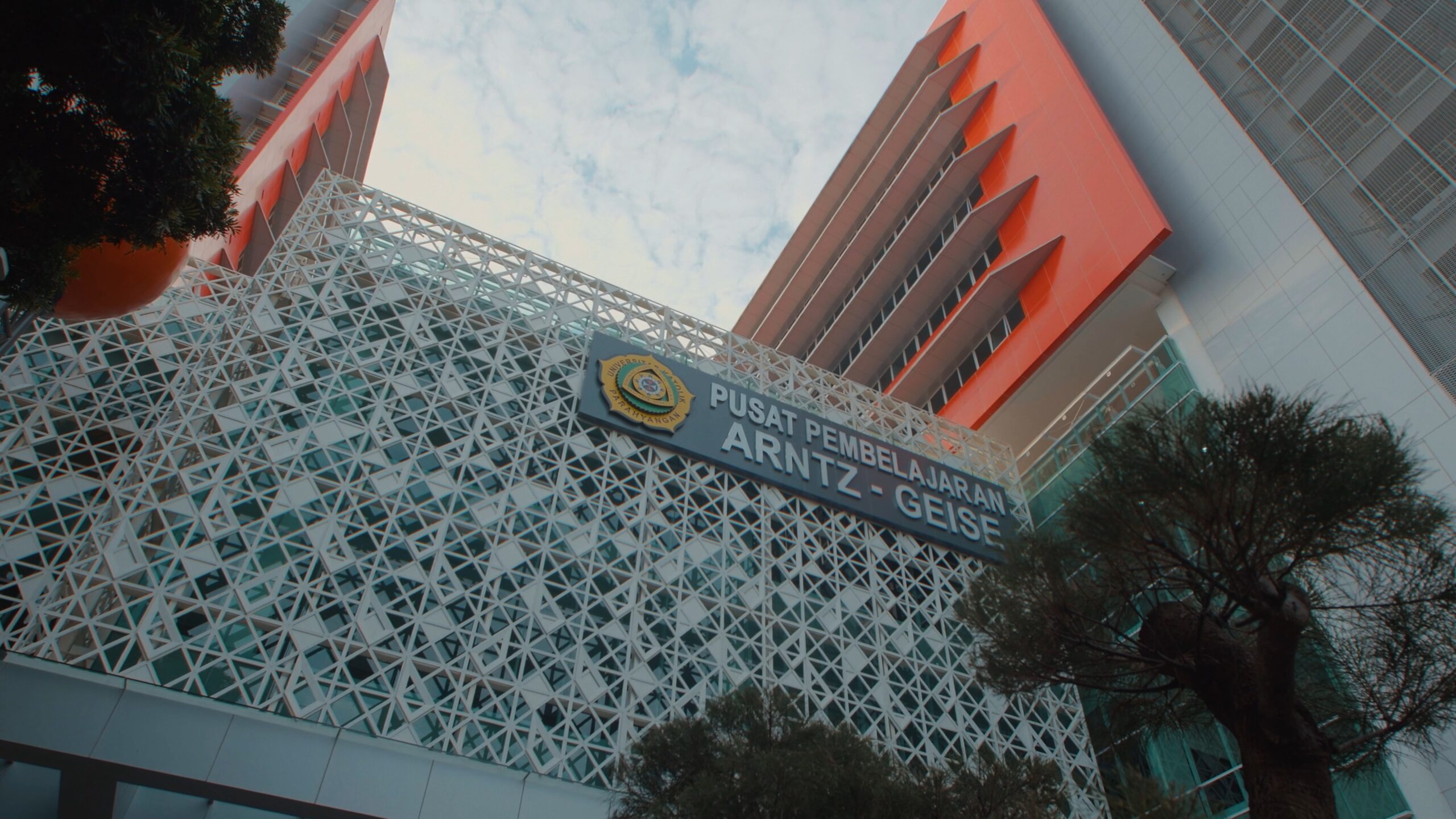 UNPAR Profile 2025 FIN 4K (Without Web & Subs).mp4_snapshot_02.21.793