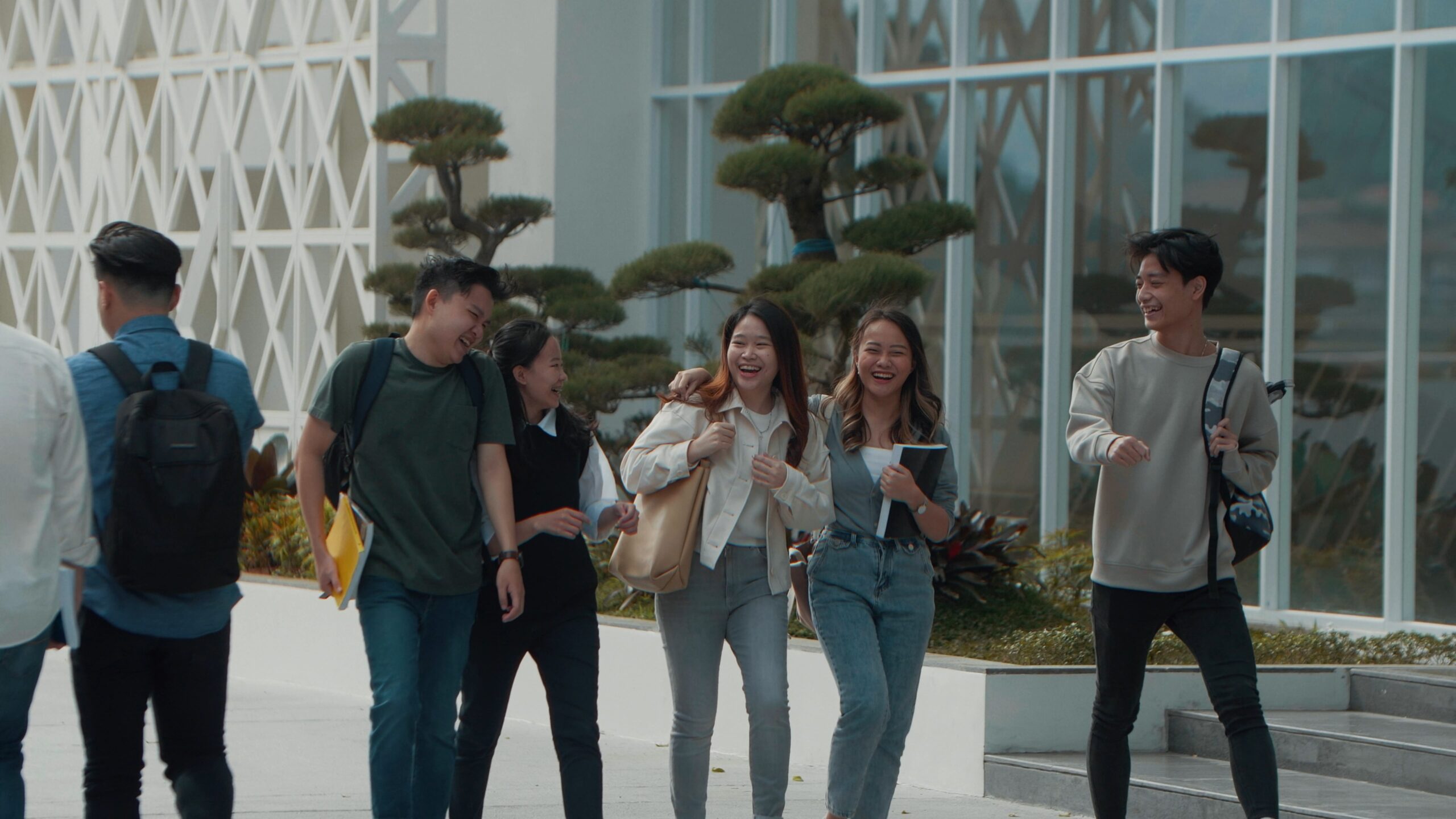 UNPAR Profile 2025 FIN 4K (Without Web & Subs).mp4_snapshot_02.55.275