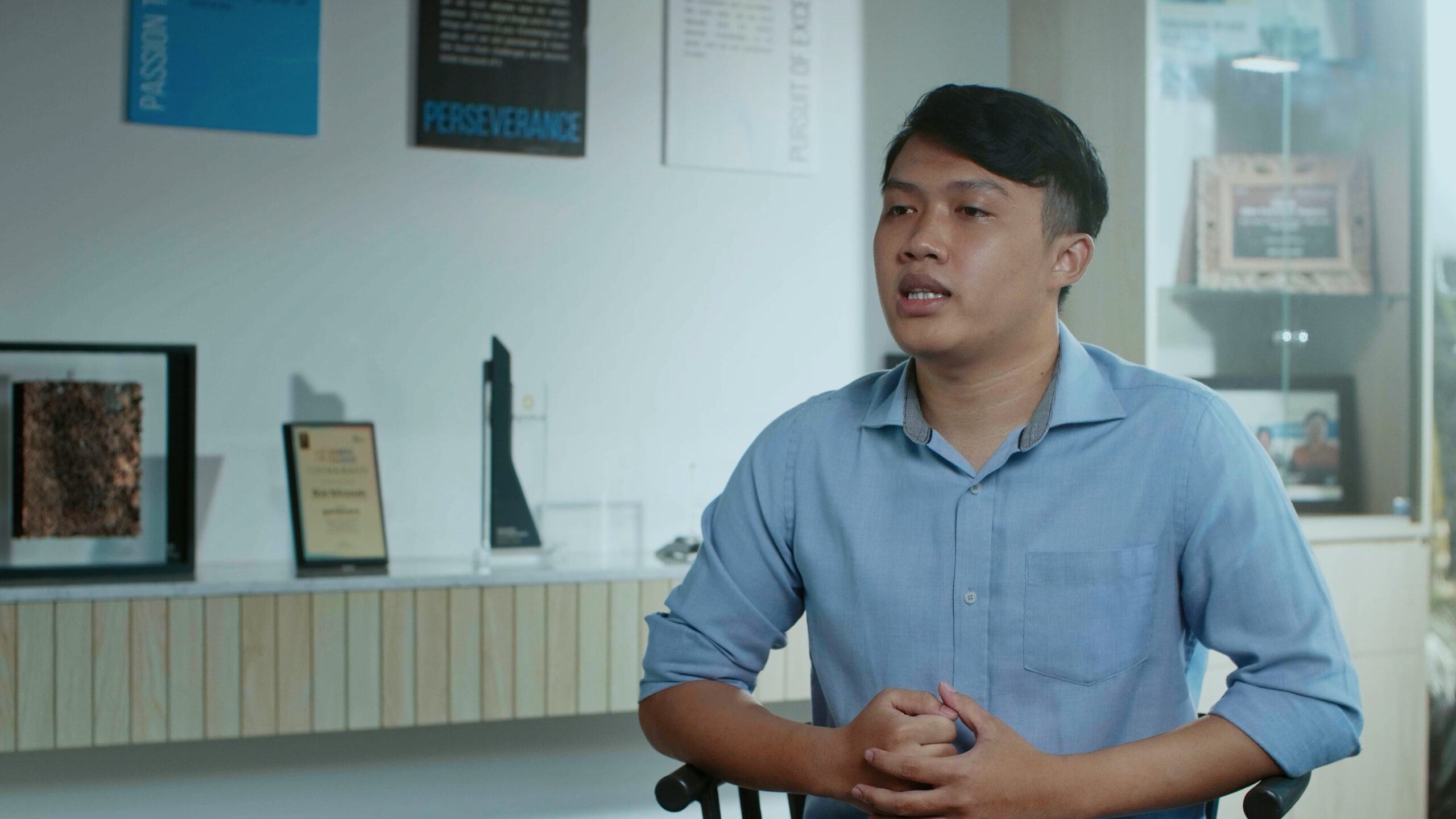 WGSHUB - 02 More Than Profit YOAN FIN 4K .00_00_45_17.Still005