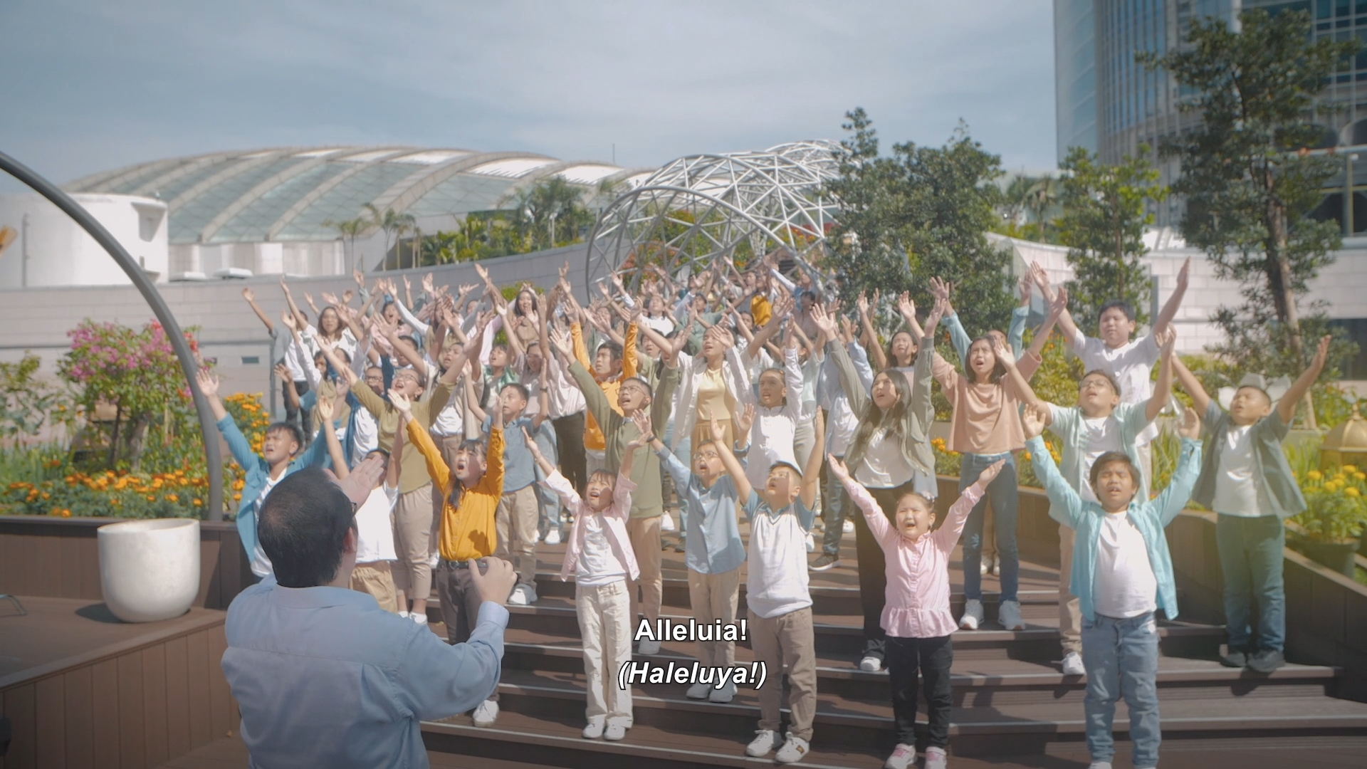 Angelic Choir Celebration Night - My ID (FIN).mp4_snapshot_45.30.605