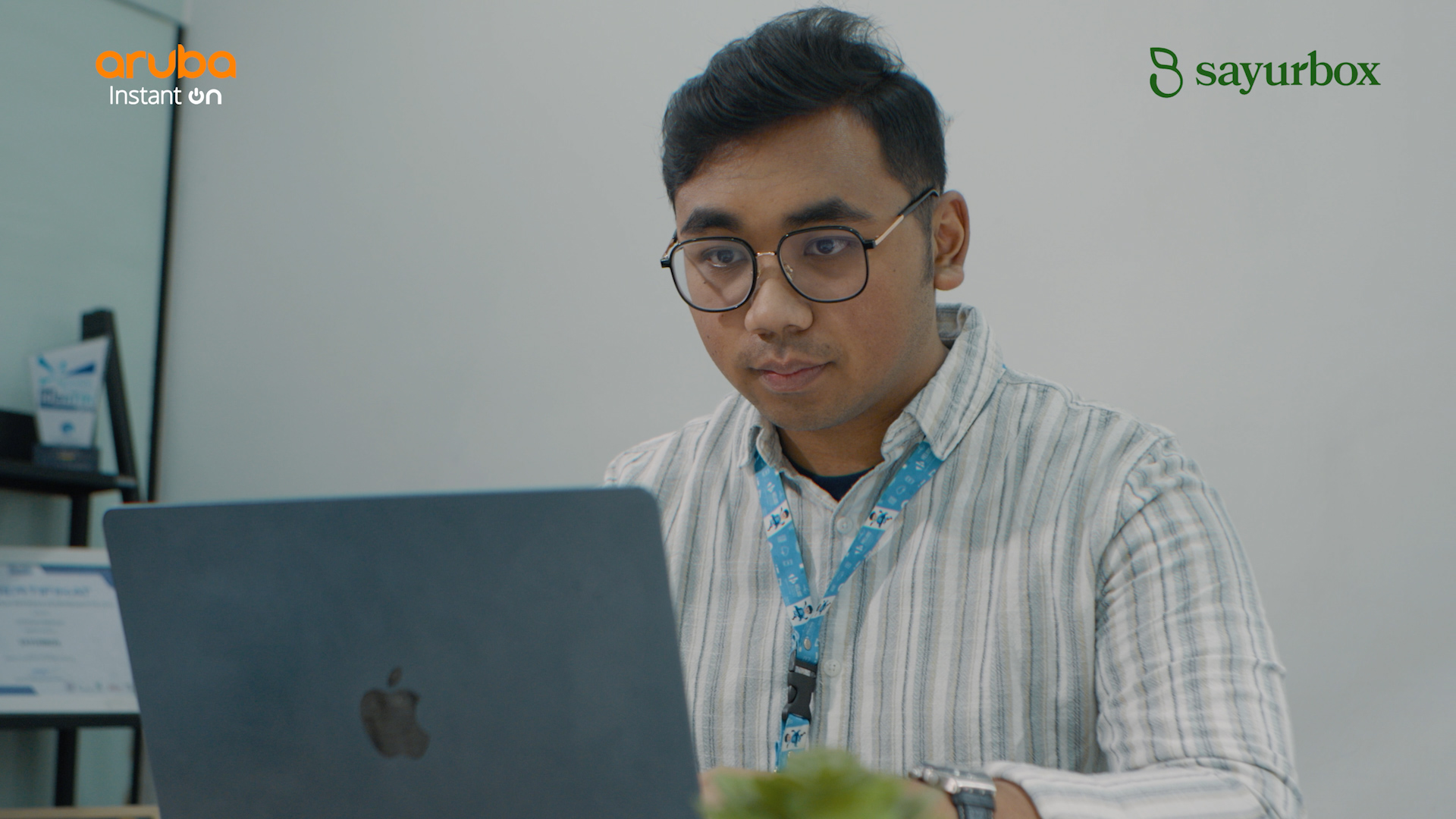 Helios - Sayur Box.00_04_09_01.Still003