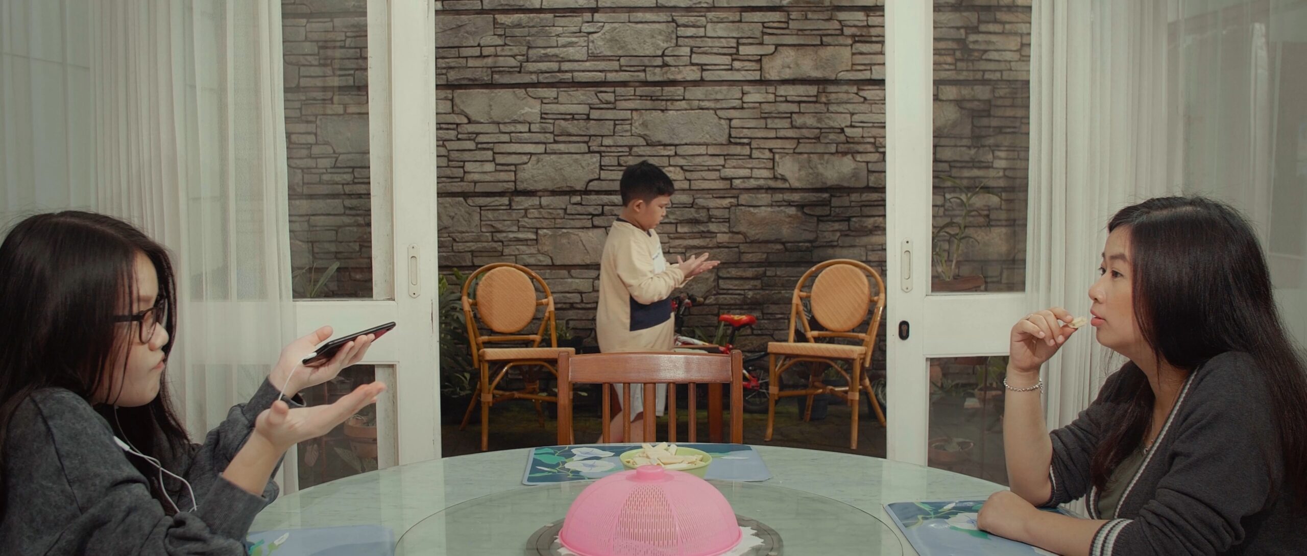 The Christmas Challenge - Eps 2.mp4_snapshot_04.48.000